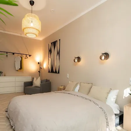 Arbio I Artsy Oasis Berlino