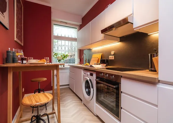 Arbio I Artsy Oasis *