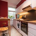 Arbio I Artsy Oasis *